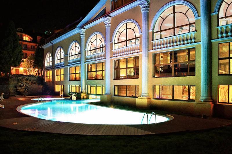 Royal Hotels And Spa Resorts Promenad Trouskavets Extérieur photo